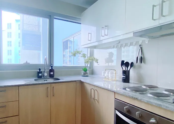 120sqm 3bedrooms With Balcony Facing Infinity Pool Bay Sunset, Near Airports, Okada, Solaire, Moa With Free Parking